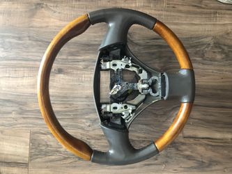 Wood grain steering wheel. Lexus gs300, gs400