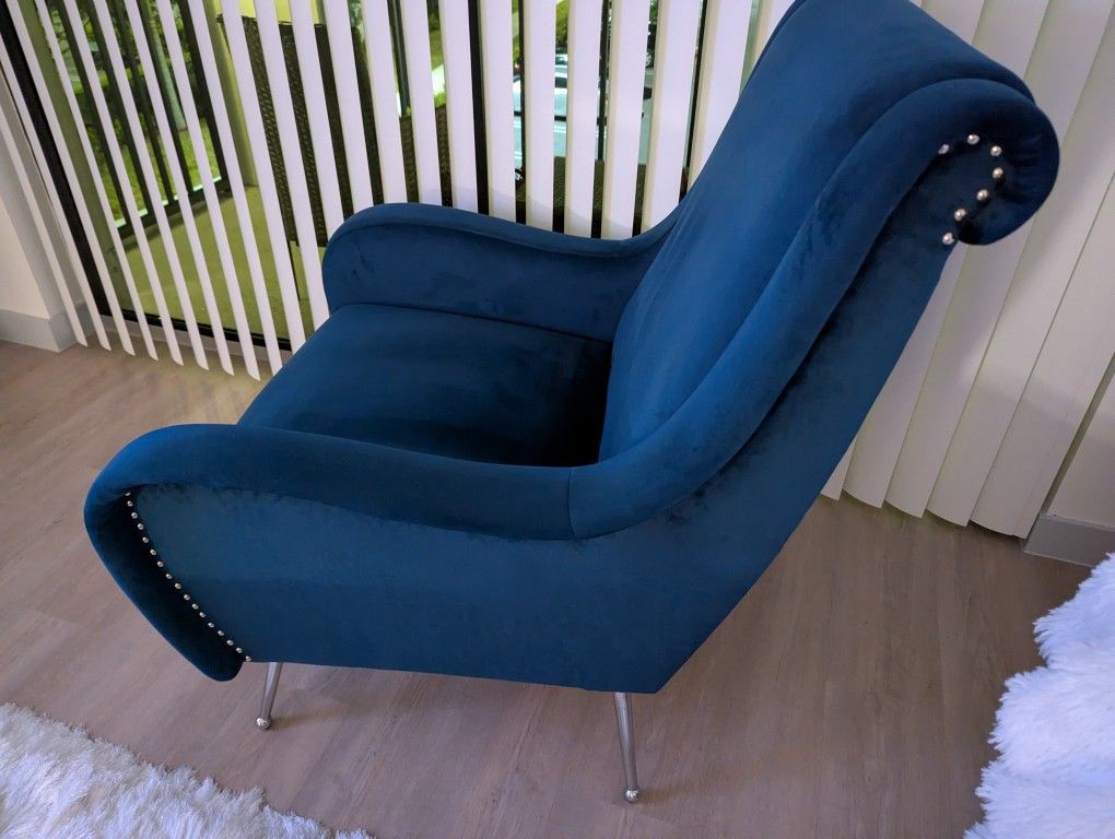 Velvet Arm Chair