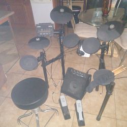 Yamaha d t x Electric drums.