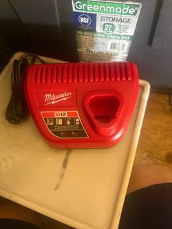 M12 charger
