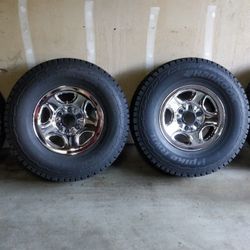 Hankook i*Pike RW11 Snow Tires Studless