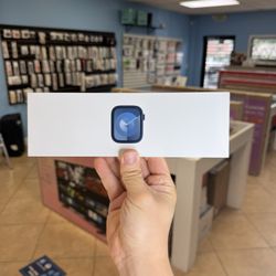 Apple Watch Gen 10 Series 10 Cell 46mm Jet Black With Apple Care Till June 2026