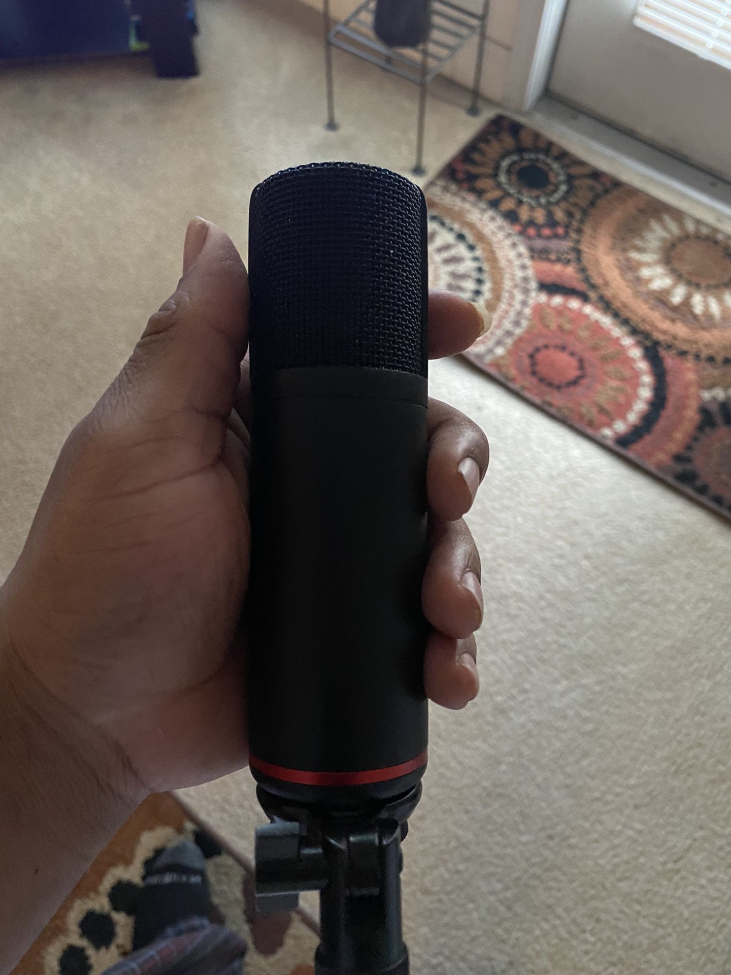 scarlett Solo Studio Microphone And Cord‼️‼️