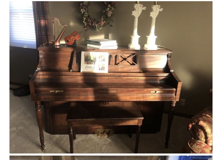 Young Chang Upright Piano