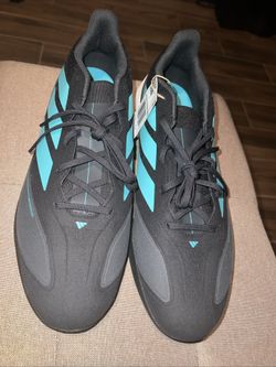Size 14 Adidas Petronas Fórmula One