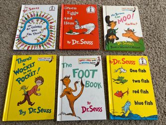 Vintage Dr. Suess 12-  Book Collection