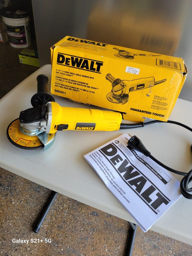 Dewalt Grinder New