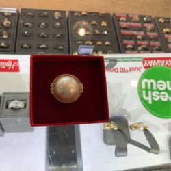Ring With Pearl 