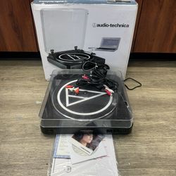 Audio Technica Turntable AT-LP60BK In Box