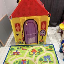 ***Blues Clues Big Tent/Rug***