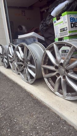 19 inch Land Rover rims for sale