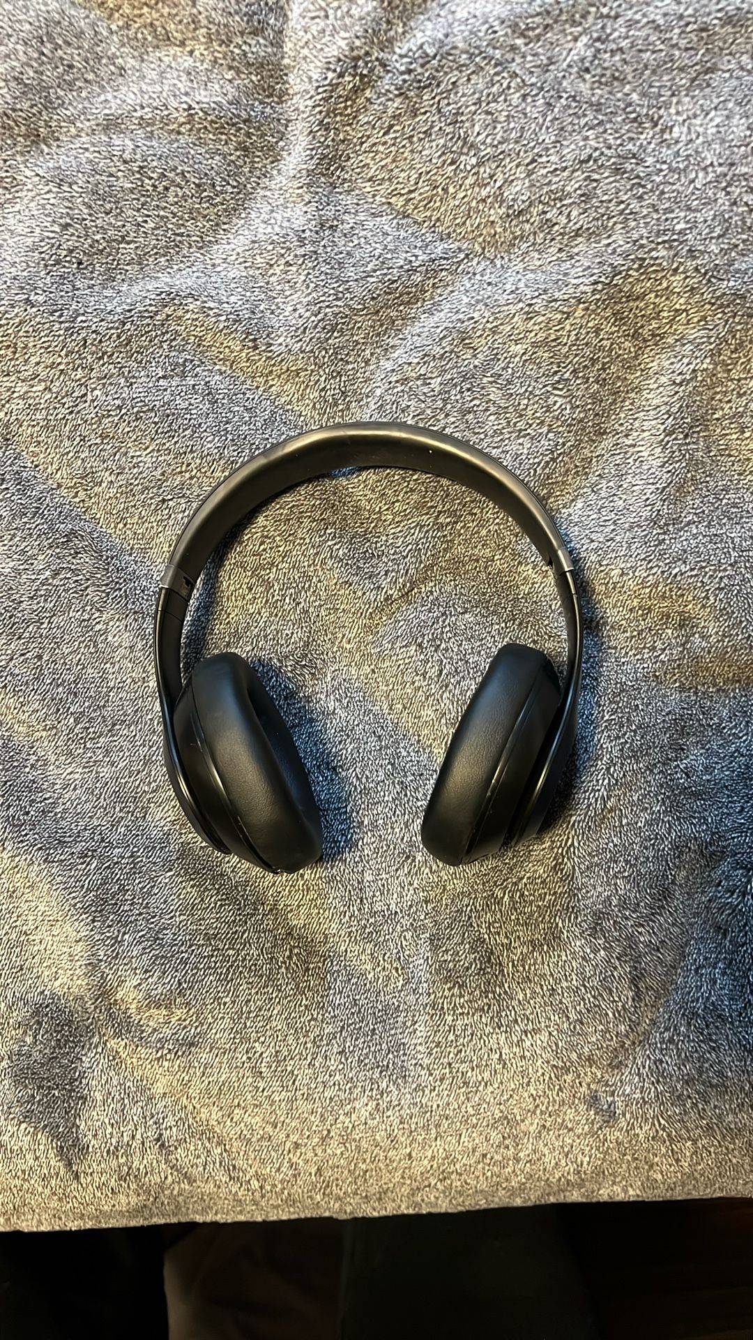 Beats Studio Pro