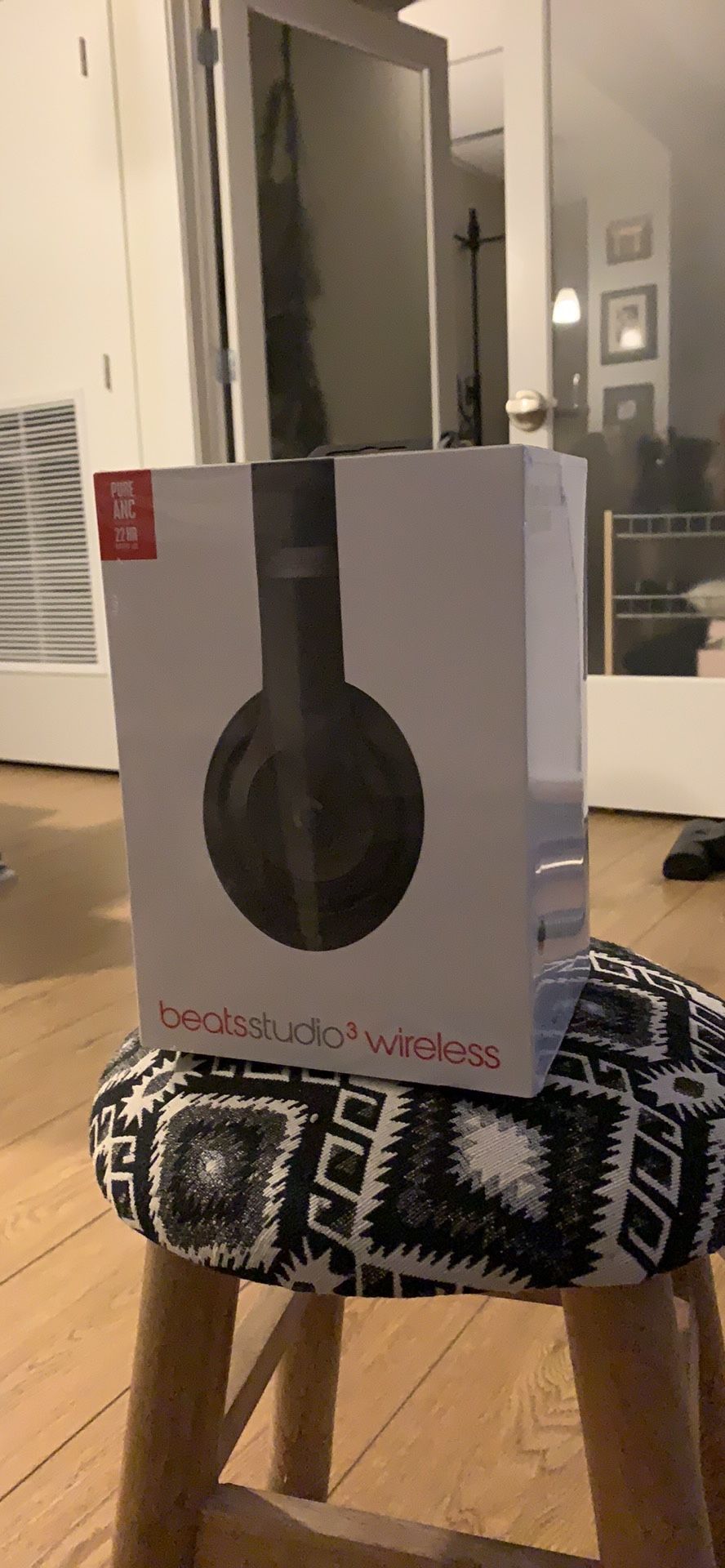 Beats Studio 3 Wireless Headphones-Black/black