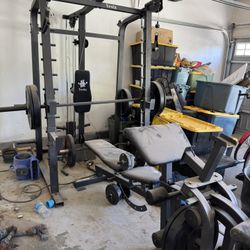 FULL GYM SET WITH WEIGHTS 