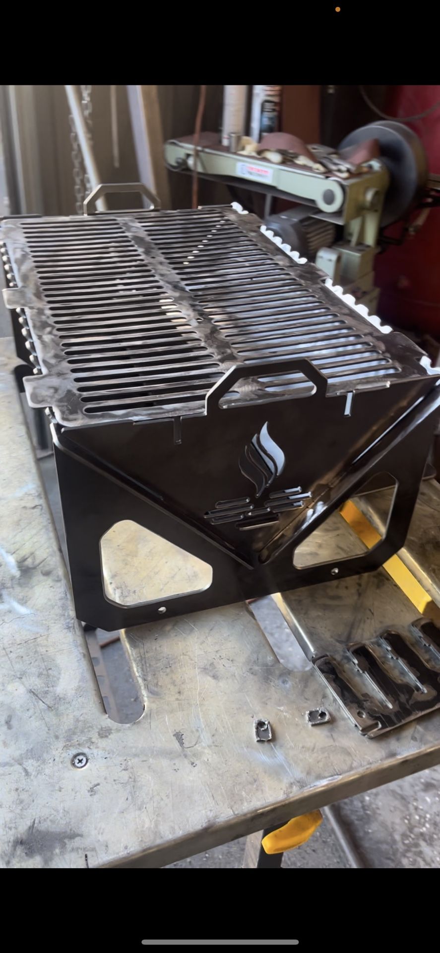 Collapsible BBQ Grill