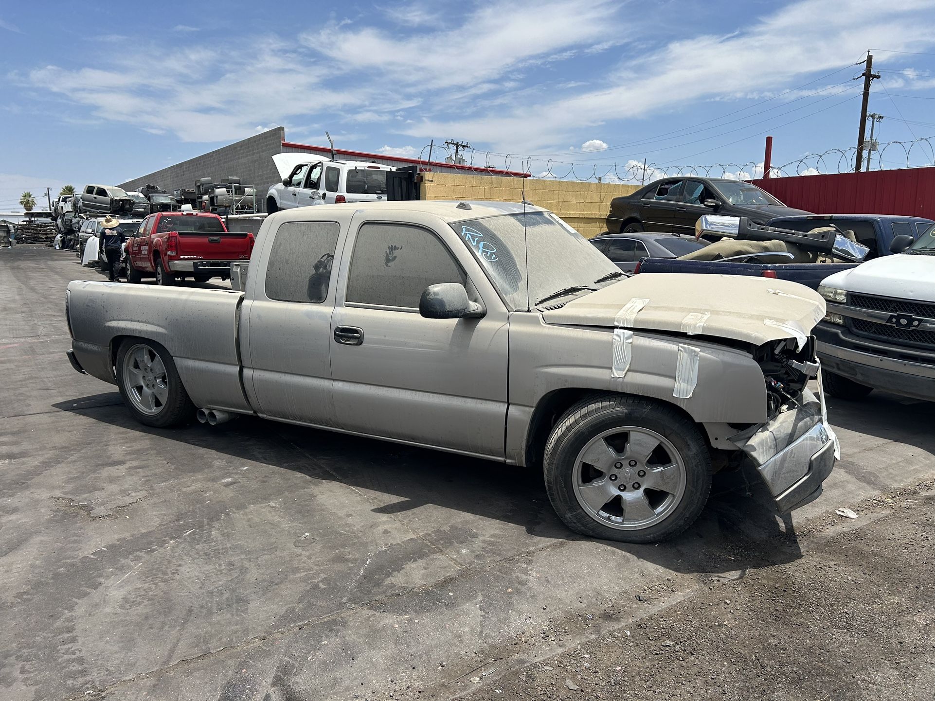 2005 SILVERADO FOR PARTS