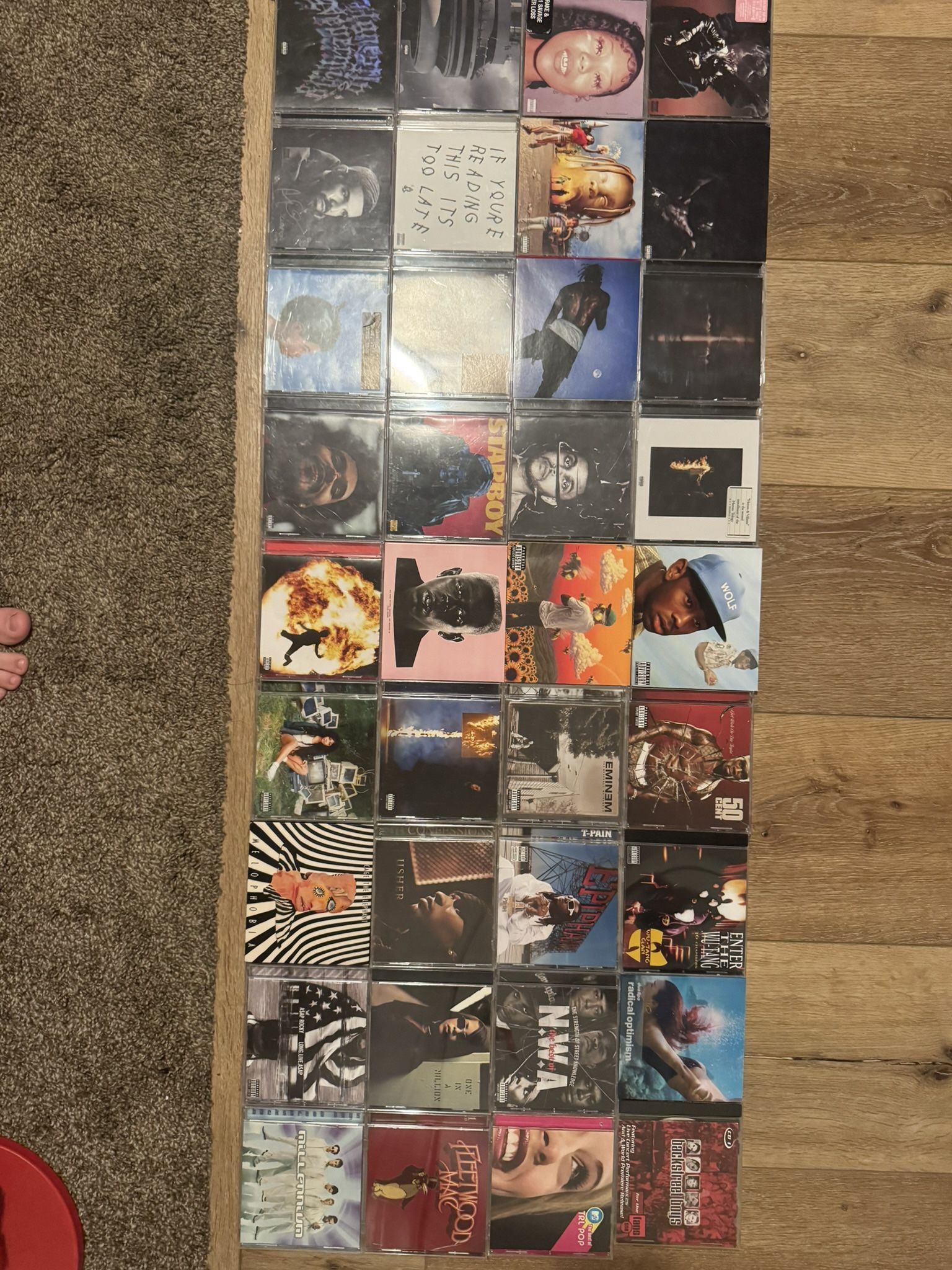 Hip Hop And R&B CDS