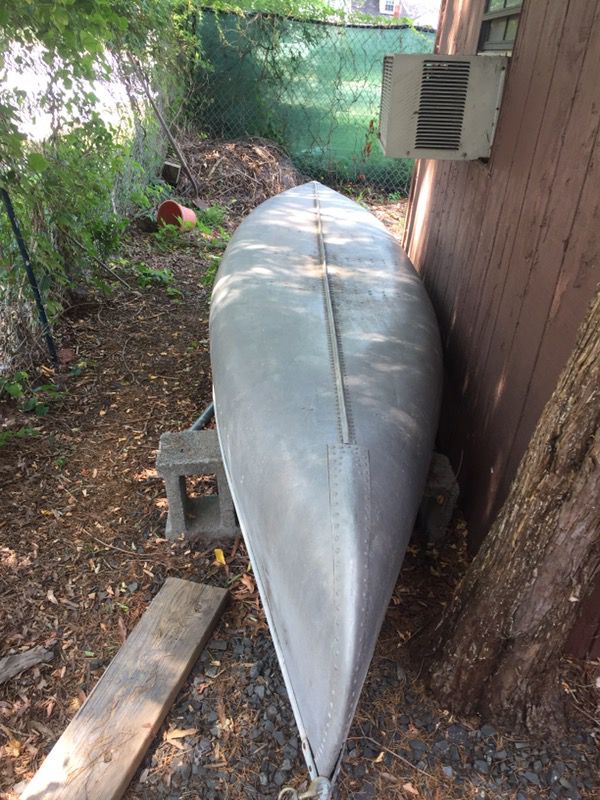 Canoe 13 ft aluminum