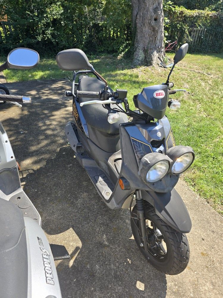 Mopeds 50cc 