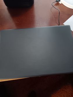 Hyyuo14: laptop computer 8GB Ram 256GM Ram Intel 6500y with 2 cores, upto  3.4Ghz with charger and a case