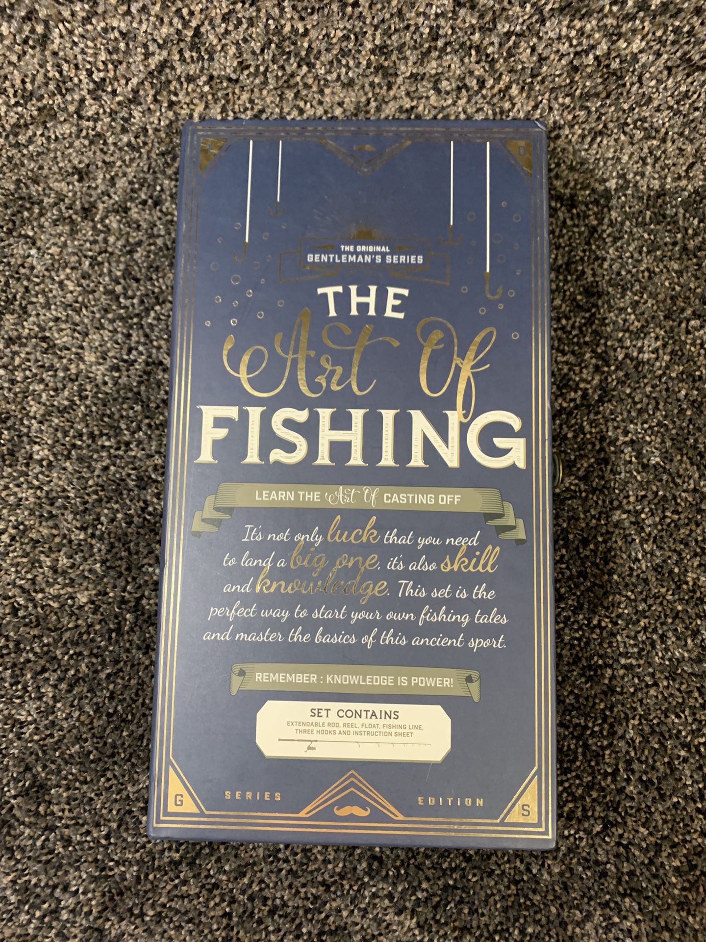 New in Box The Art of Fishing Gentleman's Series Set Details: Set Contains Extendable Rod, Reel, Float, Fishing Line, 3 Hooks and Instructions Sheet