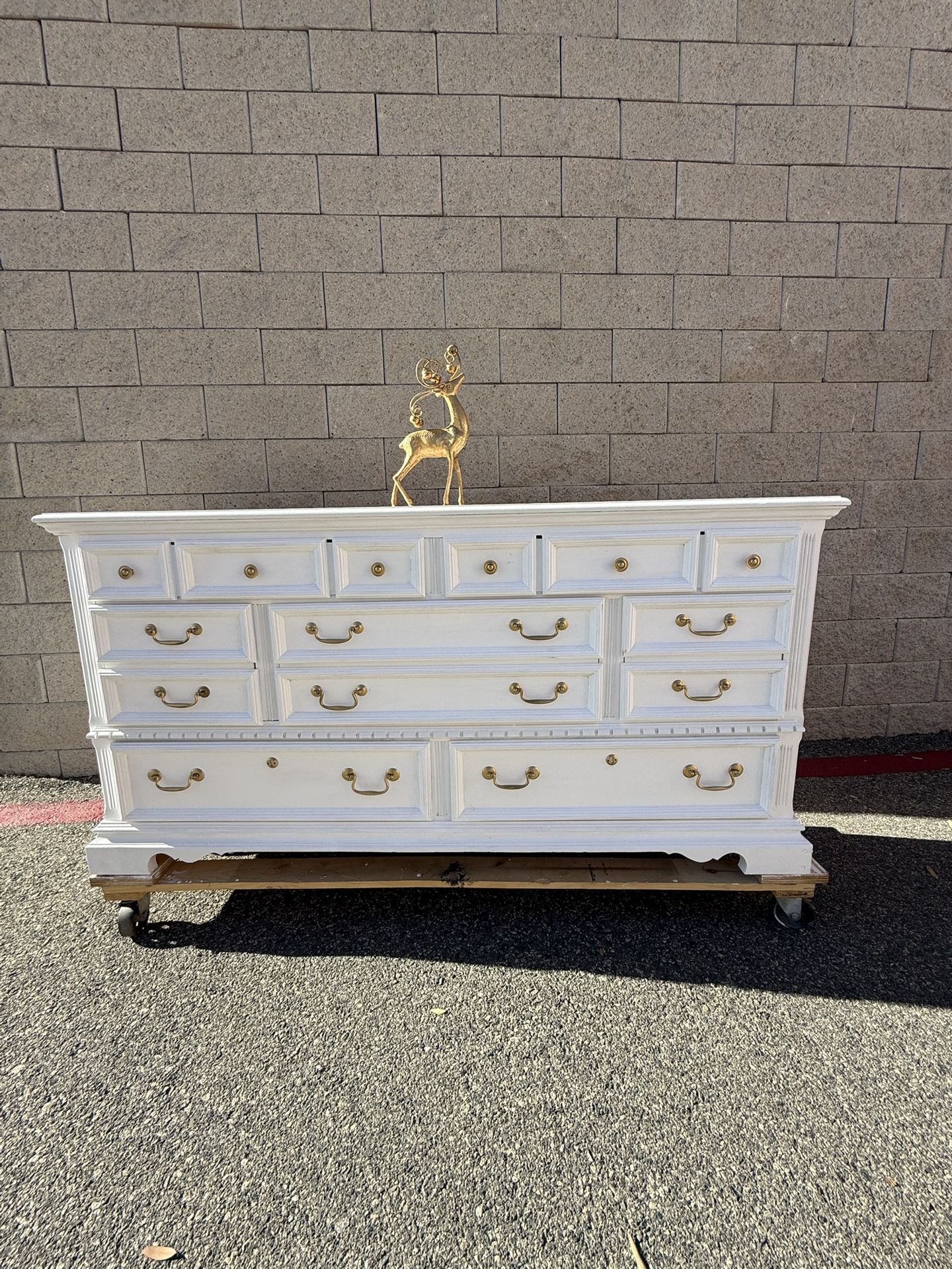 Elegant Decorative Design