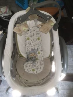 Graco Gliding Infant Swing