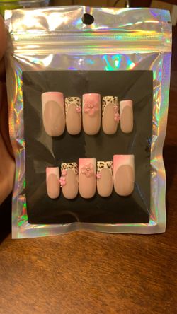 Custom Press On Nails