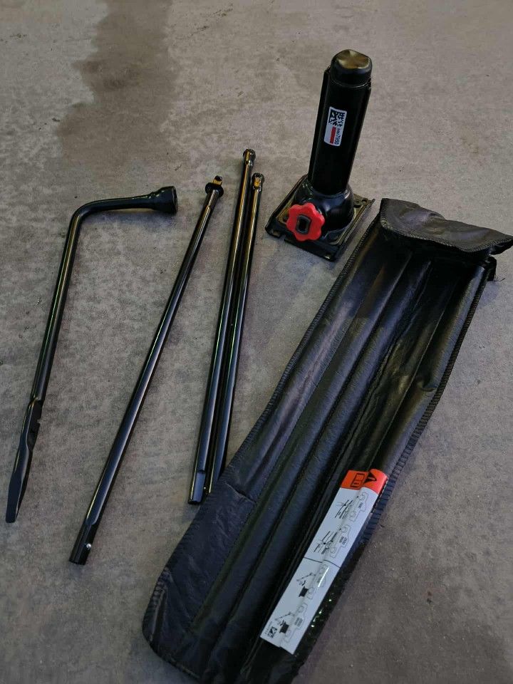 Chevy Silverado Spare Tire Tools Kit 