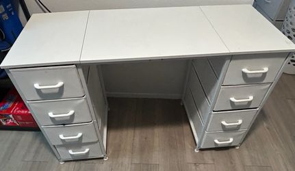 Small desk