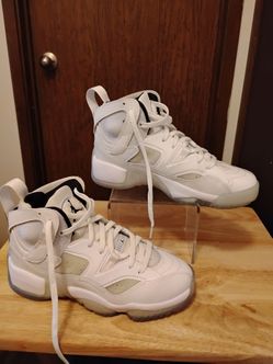 Boy's Jordan Jumpman Two Trey Sneakers Boys Size 6 Youth