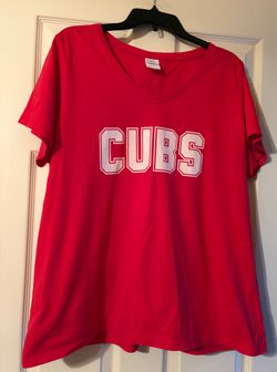 Chicago Cubs 2x Women’s v neck shirt