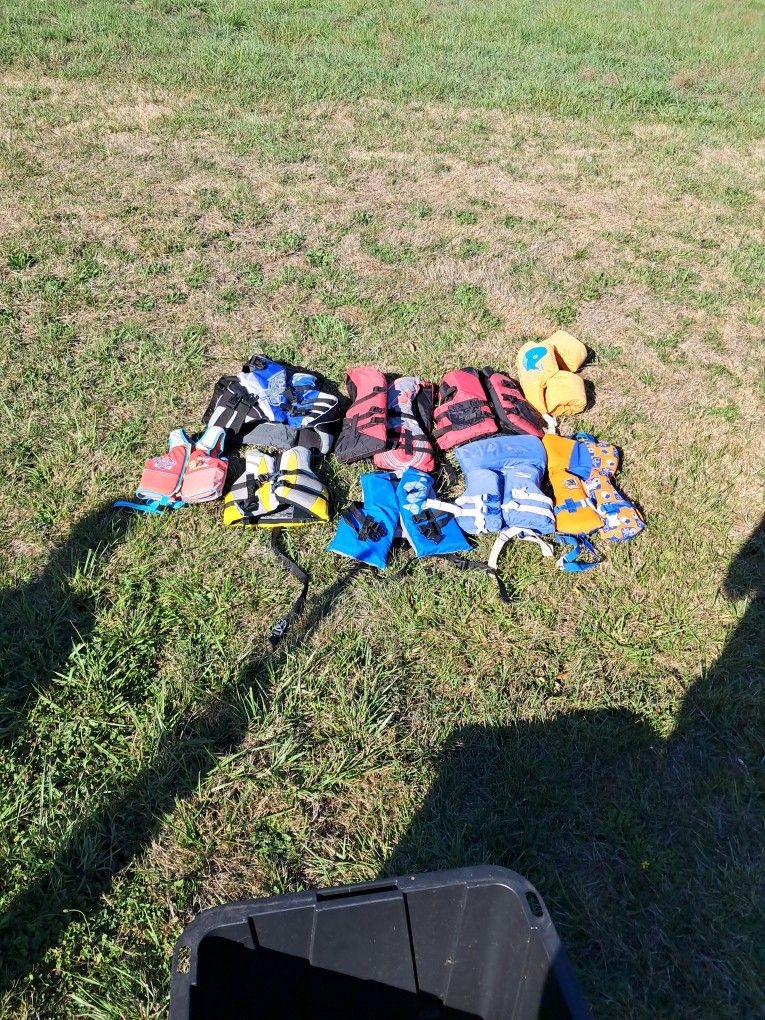 Life Jackets and vacuums-FREE!!!