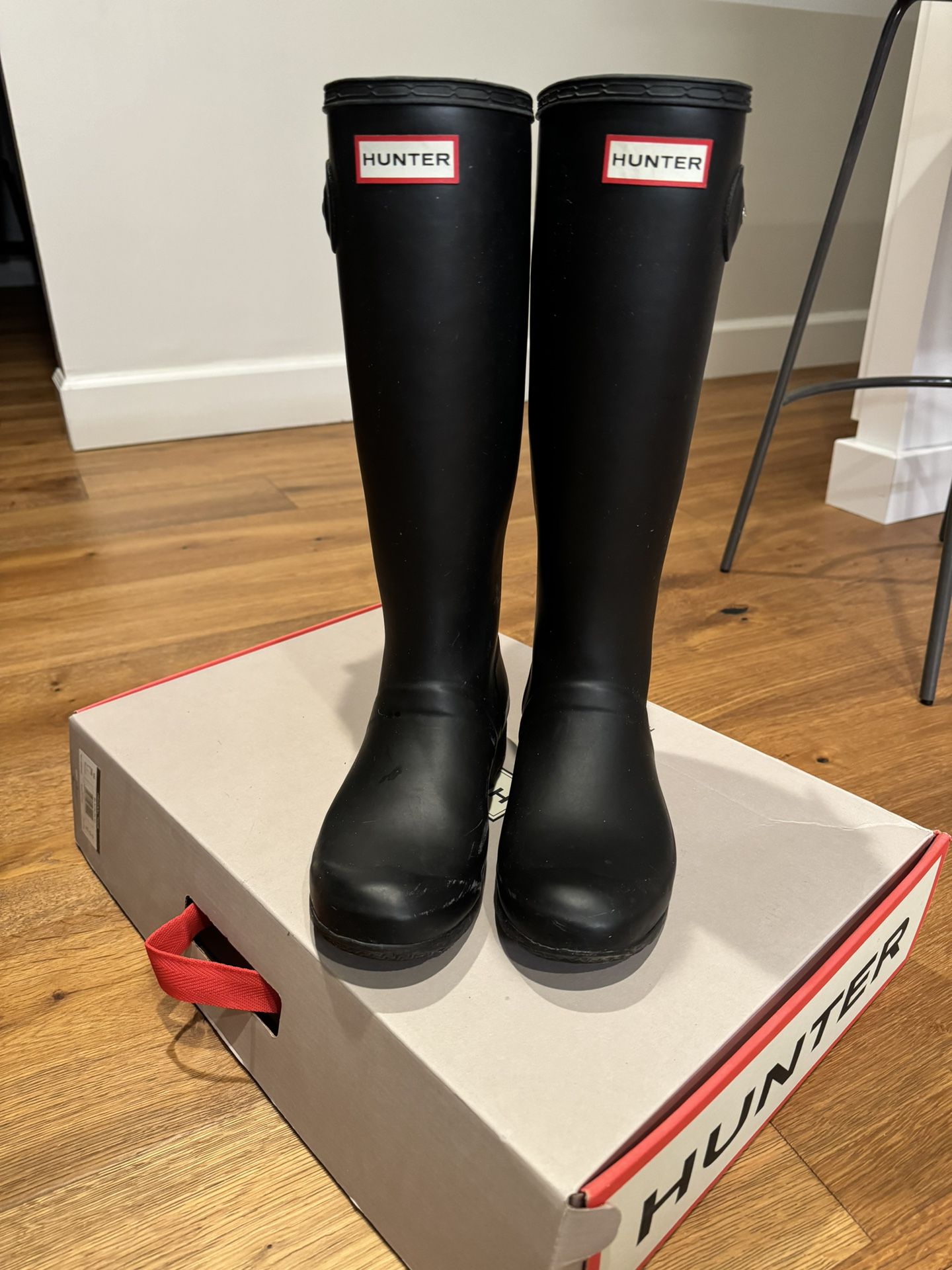 Hunter Women’s Tour Foldable Tall Rain Boot Size 7 Black