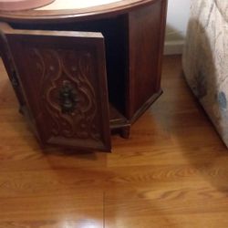 Round End table ($ 35 Solo)   With 2 More Matching Tables. ; Coffee Table ; & Square End Table.! 