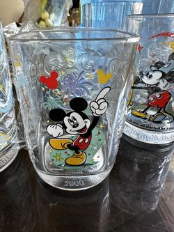 8 Glass Cups From The 25th Walt Disney World Collection