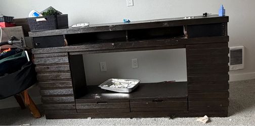 Before noon!! Free - help me cleaning and you can have it