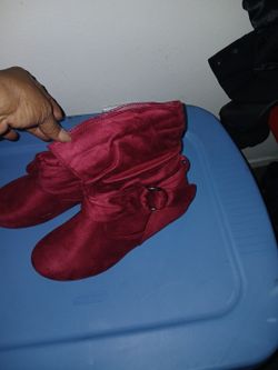 Burgabdy boots