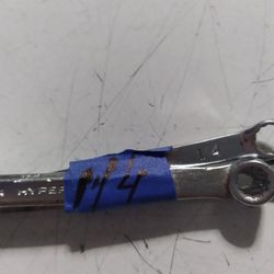 llave Side 1/4 EACH