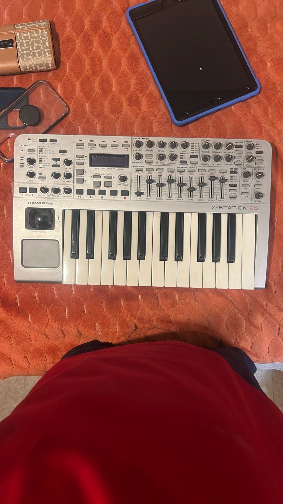 novation X-Station 25 Piano And Mixer
