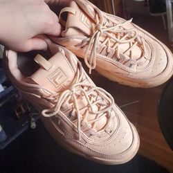 Fila Sneakers, Women Size 10 Peach