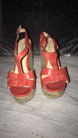 Guess wedges