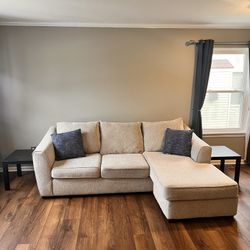 Modern Reversible Sectional Sofa + Matching End Tables – Excellent Condition