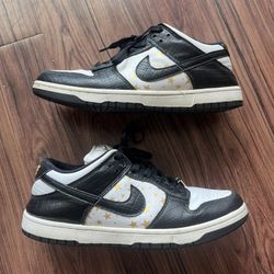 Supreme Dunks Size 8.5