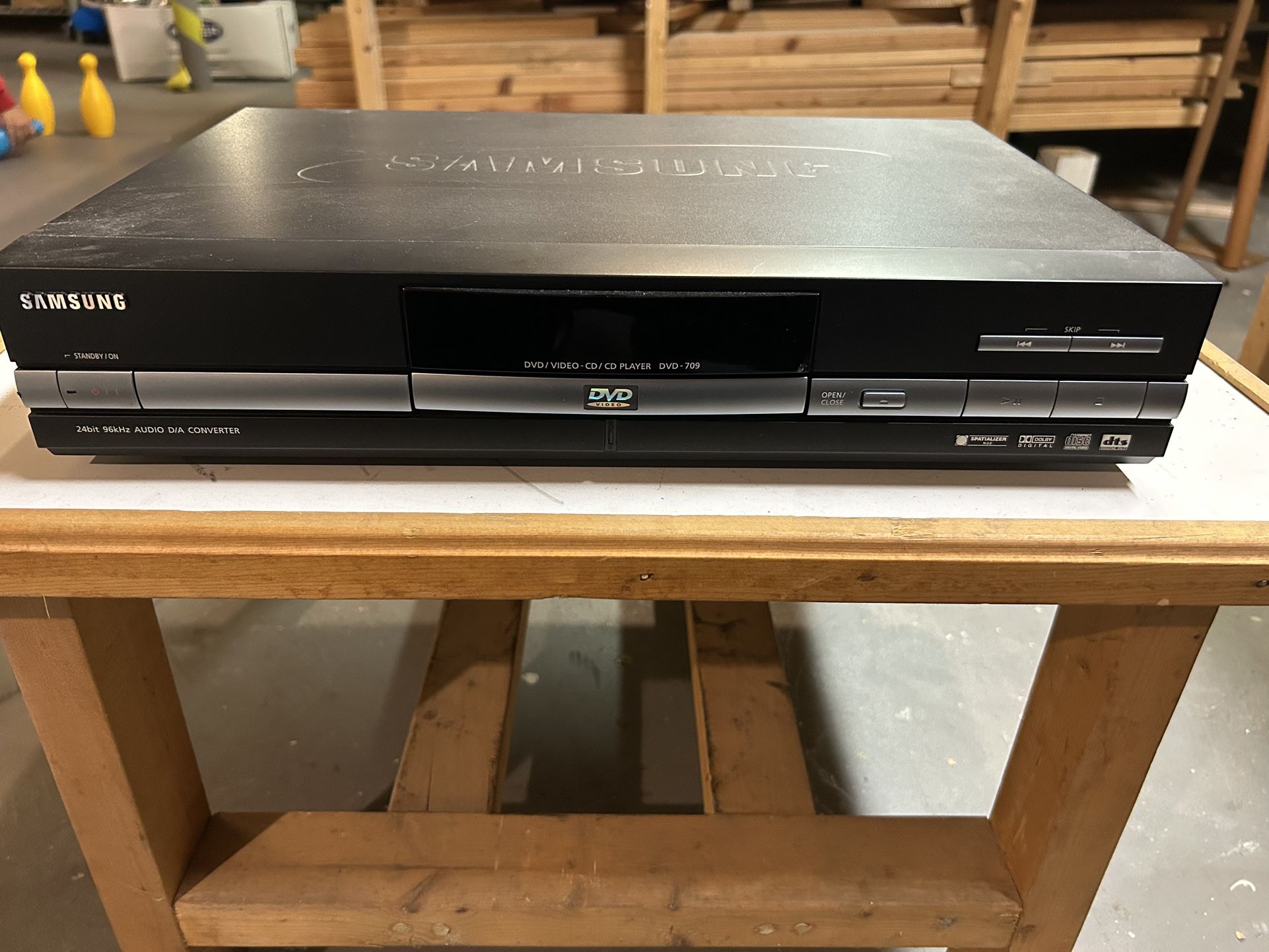 DVD player
