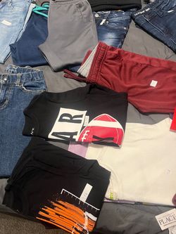 Size 7/8 & size 8 Boys jeans & sweat pants.. $4, $5, $7, $10, Some are Polo, Gaps, H&M, children’s Place, old navy, etc. also long sleeve Shirts, Ne