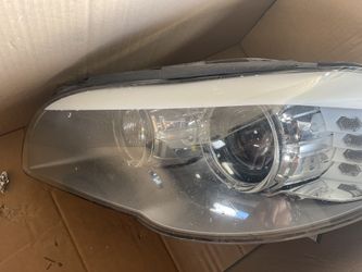 2012 BMW 535i Head Lamp (left)