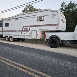 34ft 5th Wheel