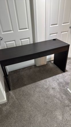 IKEA “MICKE” Desk