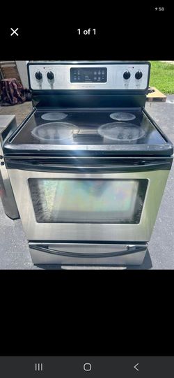 Frigidaire Glass top Stove Black/Stainless Steel